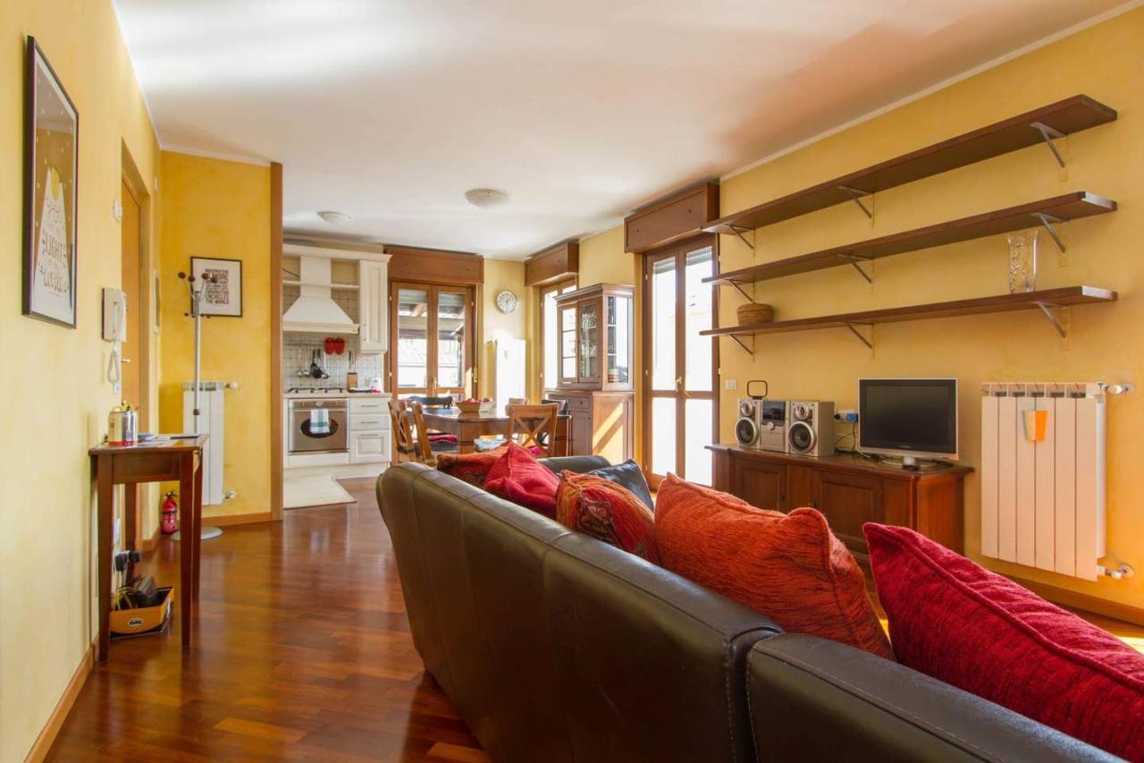 Bright House With 2 Bedrooms & A Unique Terrace Bergamo Zewnętrze zdjęcie